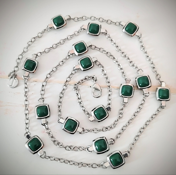 Talbot Long Necklace Silver Tone And Shamrock Green Square Faux Stones - Picture 5 of 12